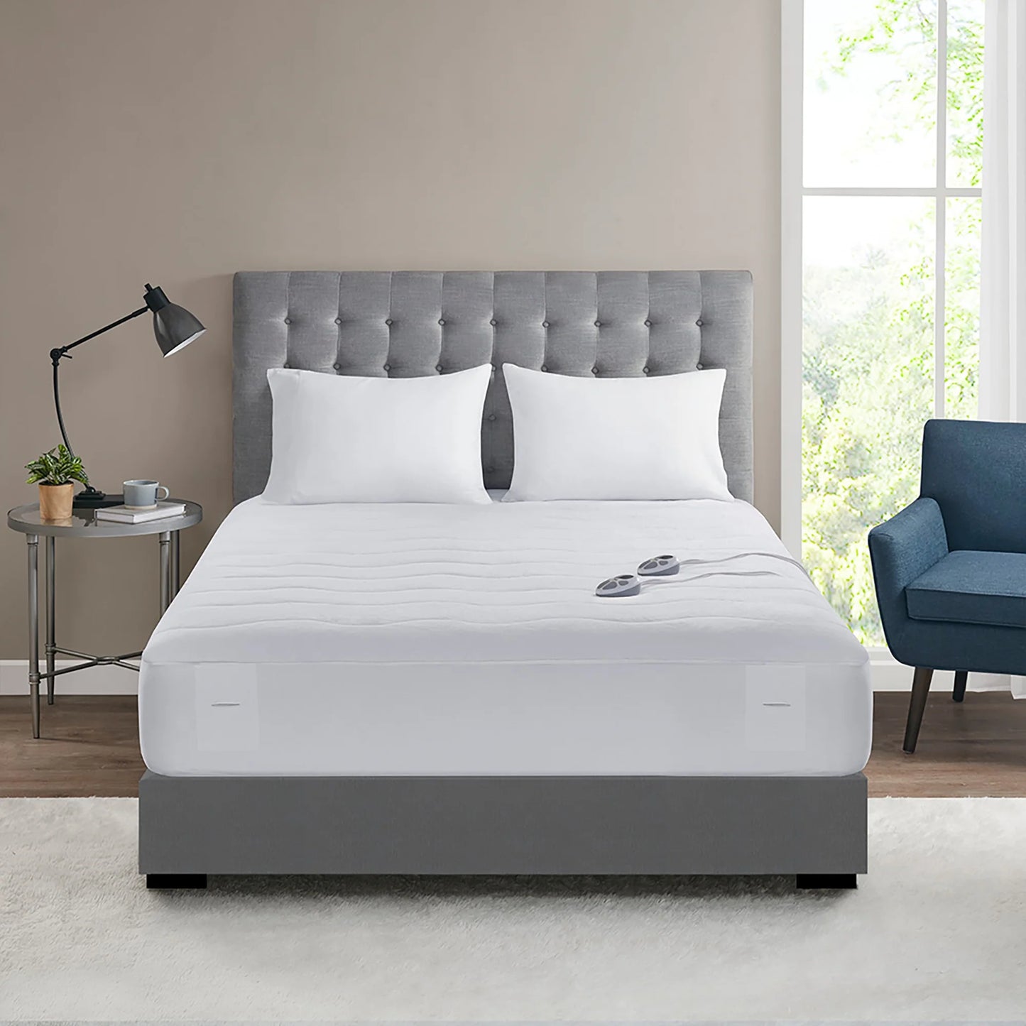 Serta Plush Heated Mattress Pad, Queen, White