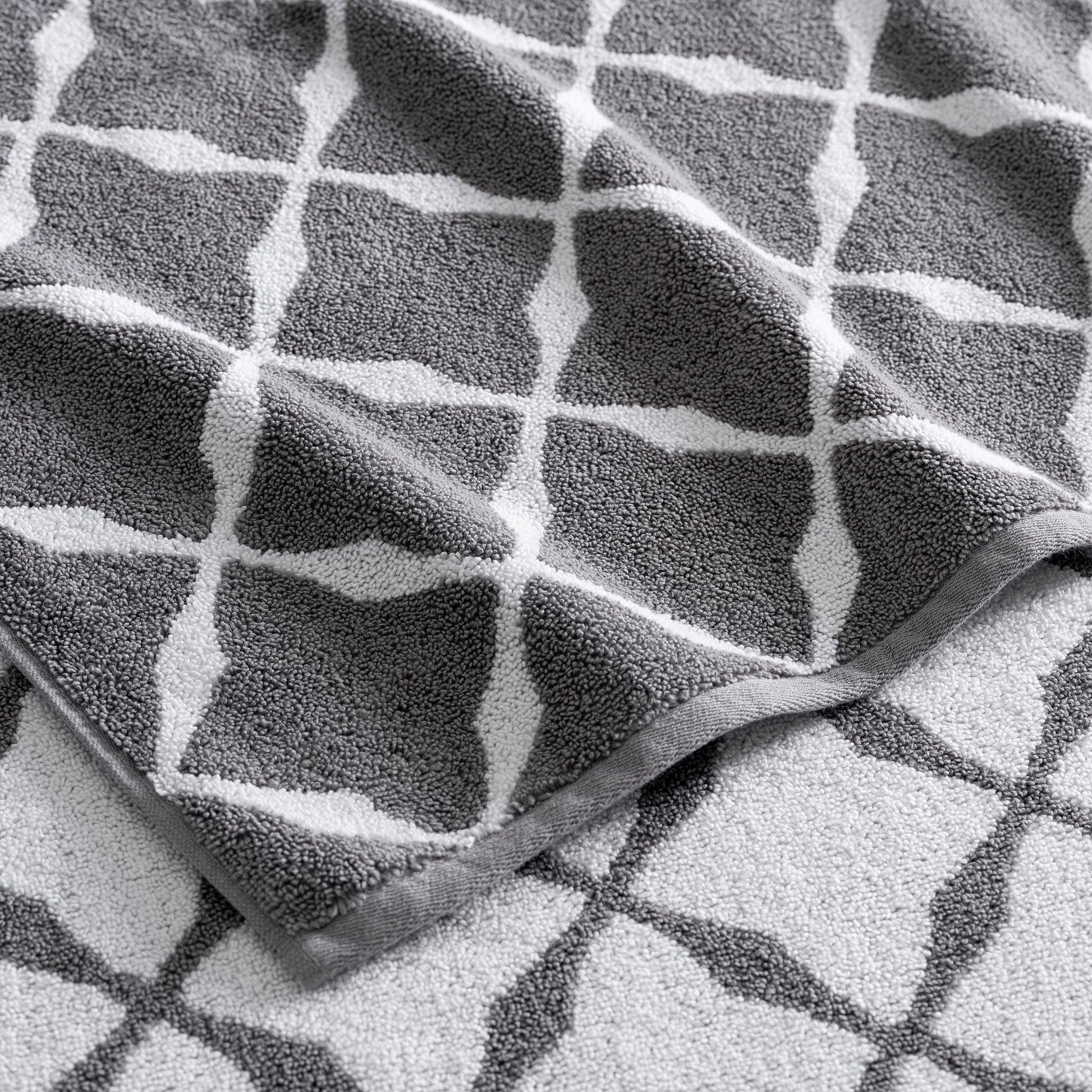 WelHome Jacquard Bath Towels, 2-pack
