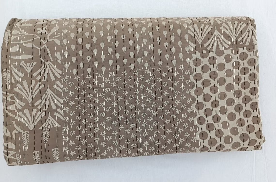 Handmade Kantha Quilt Unique Design Handmade Kantha Quilted Bedding Bedspread Handblock Print Throw Blanket Well-Looking Quilt