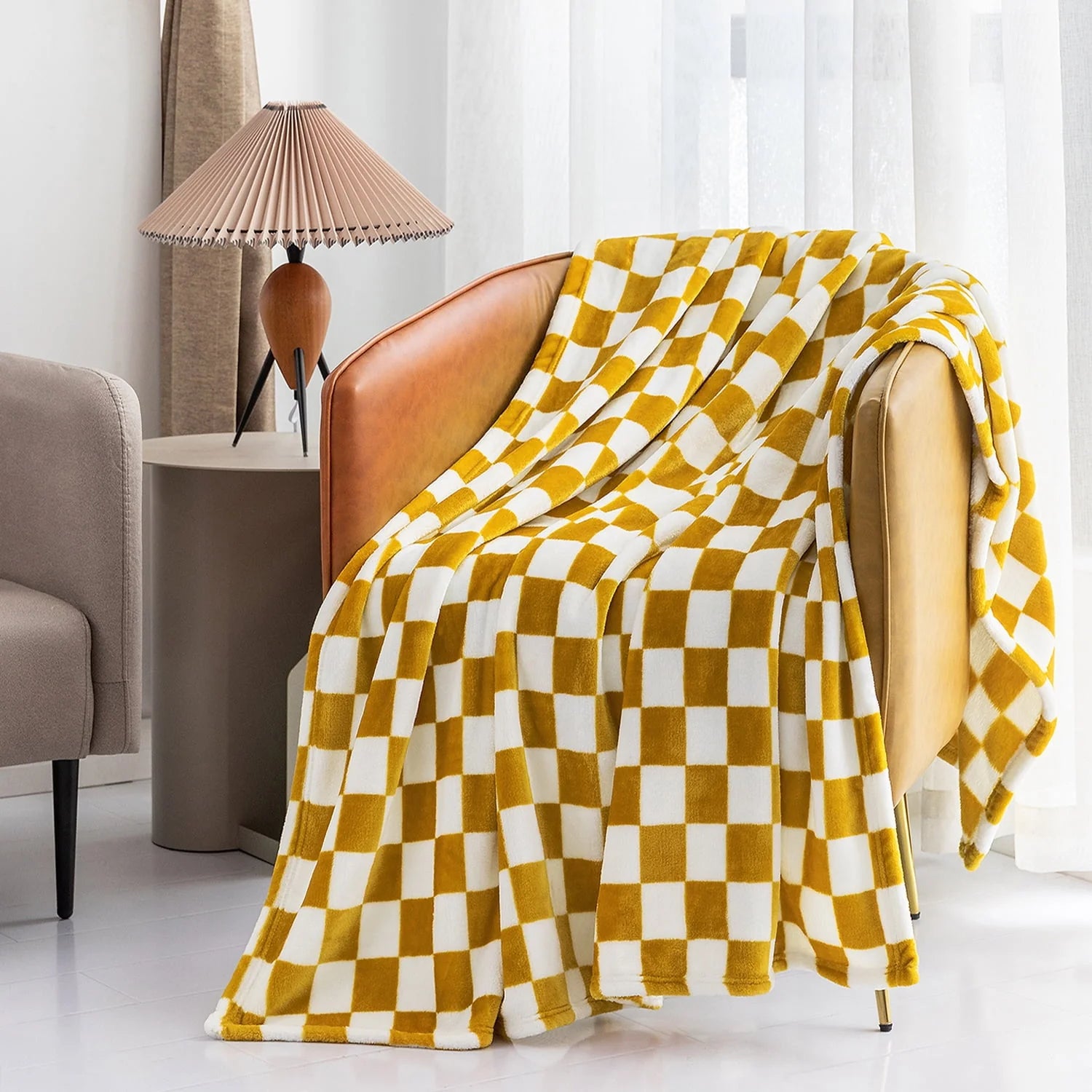 LOMAO Buffalo Check Fleece Throw Blanket Soft Checkered Plaid Blankets Cozy Lightweight Flannel Blanket for Couch Chair Bed(Yellow,51"x63")