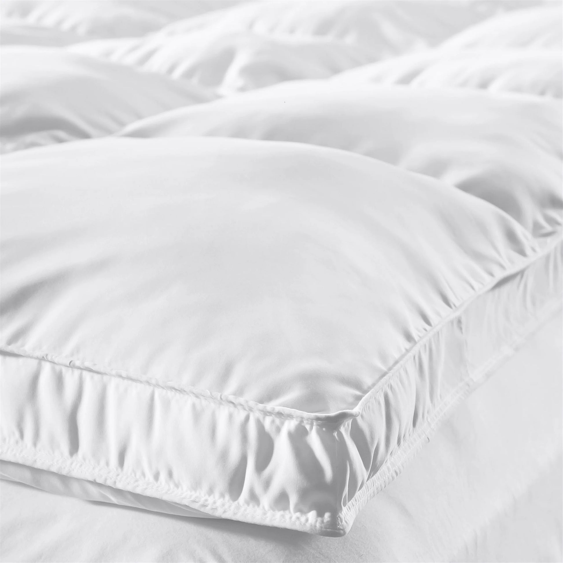 BNM Down Alternative 2 Inch Mattress Topper, King, White