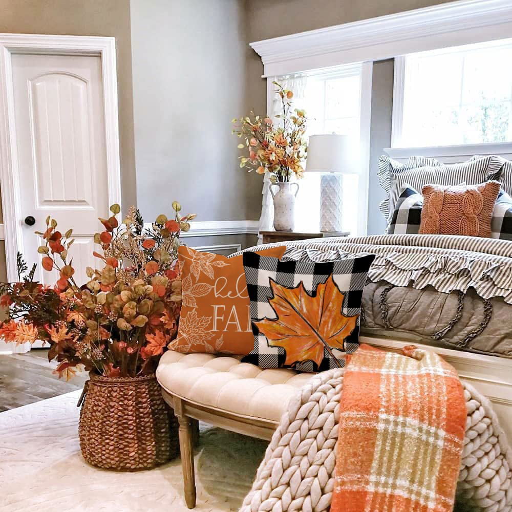 Fall Decor Buffalo Plaid Pumpkin and Maple Leaves Outdoor Fall Pillows Decorative Throw Pillows Farmhouse Thanksgiving Decorations Autumn Cushion Case for Couch