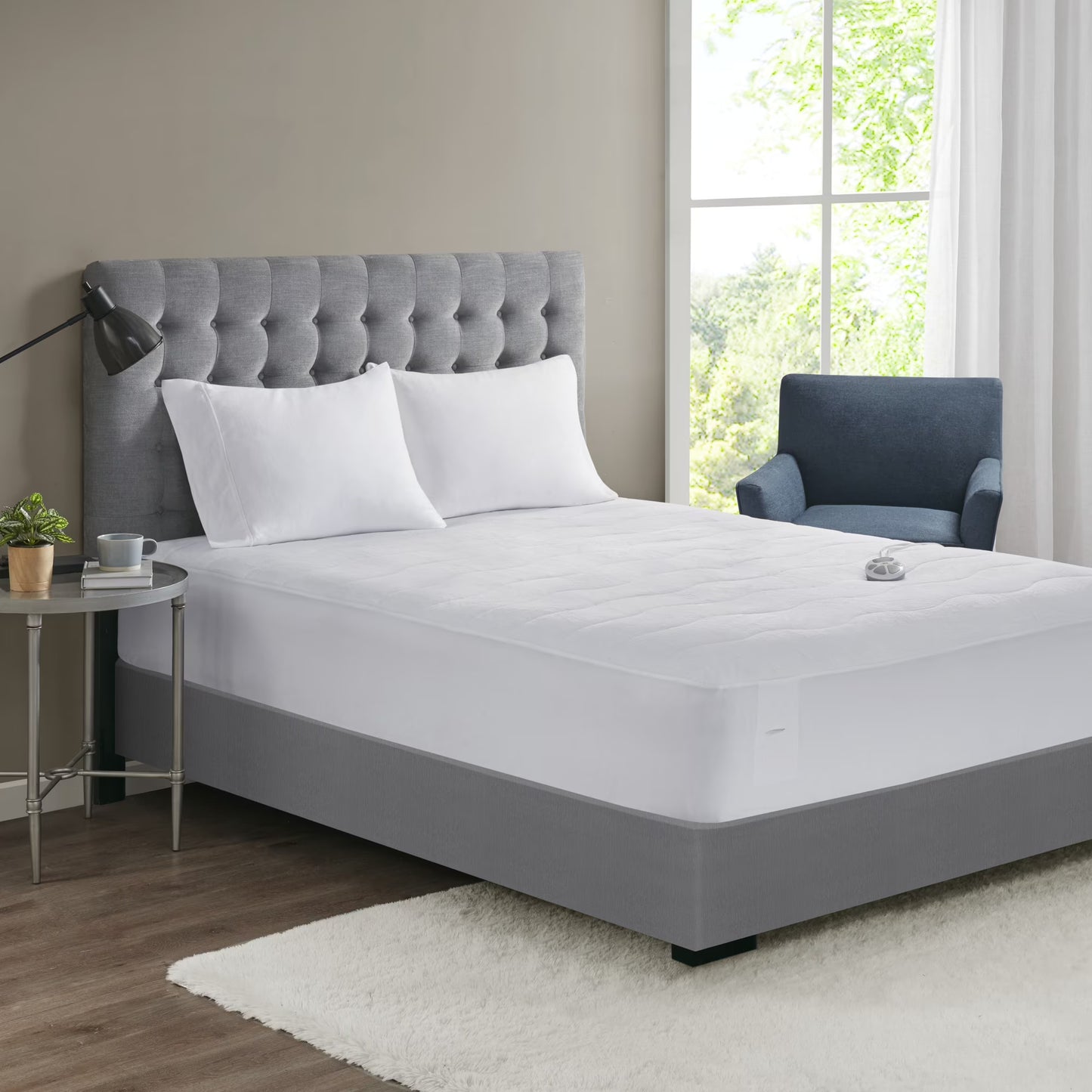 Serta Plush Heated Mattress Pad, Queen, White