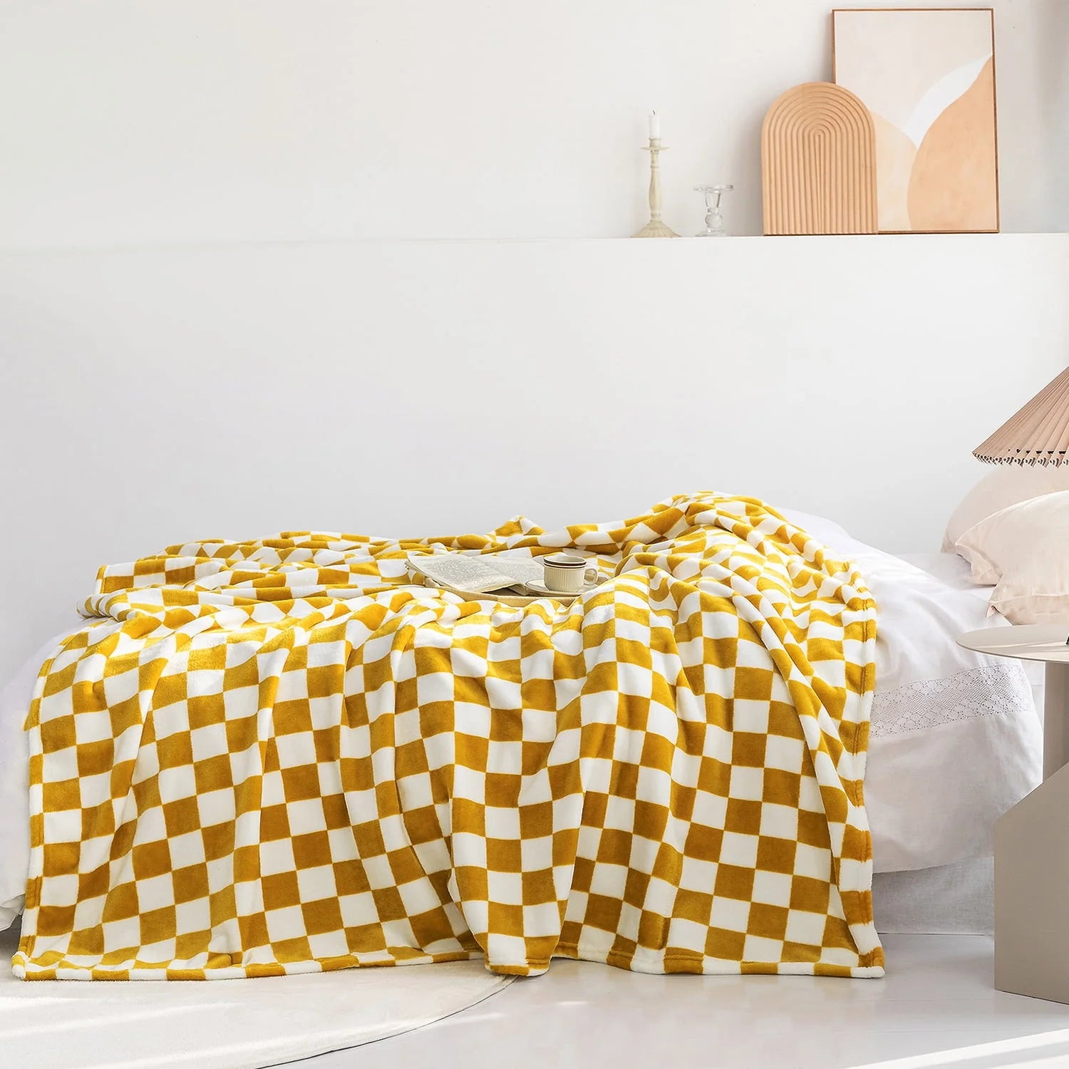 LOMAO Buffalo Check Fleece Throw Blanket Soft Checkered Plaid Blankets Cozy Lightweight Flannel Blanket for Couch Chair Bed(Yellow,51"x63")