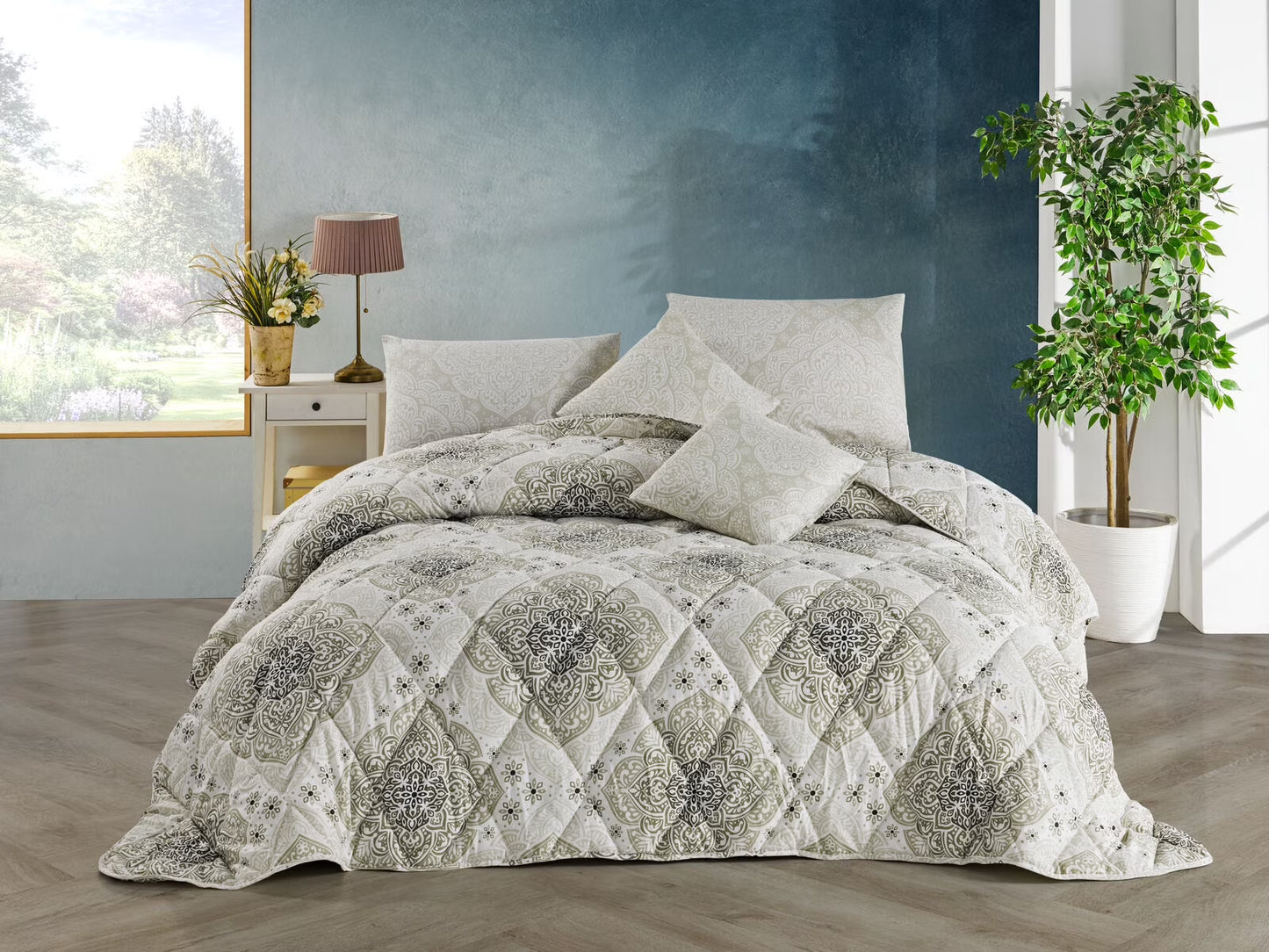 Istanbul Collection Handmade Comforter Set + Sheet Set - 9 Piece Set - Cotton Blend - Modern, Comforter, Matching Shams and Throw Pillows
