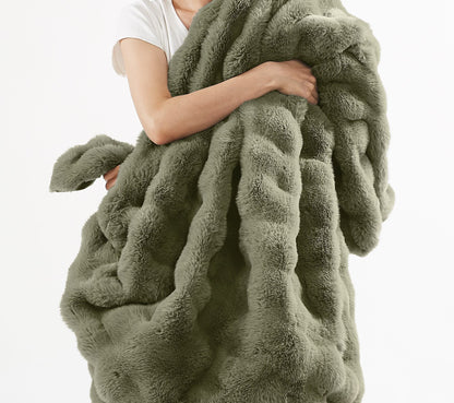 Brooklyn Loom Bubble Faux Fur 100% Microfiber Polyester Twin XL Blanket in Green, All Season, Adult Size, OEKO-TEX Certified
