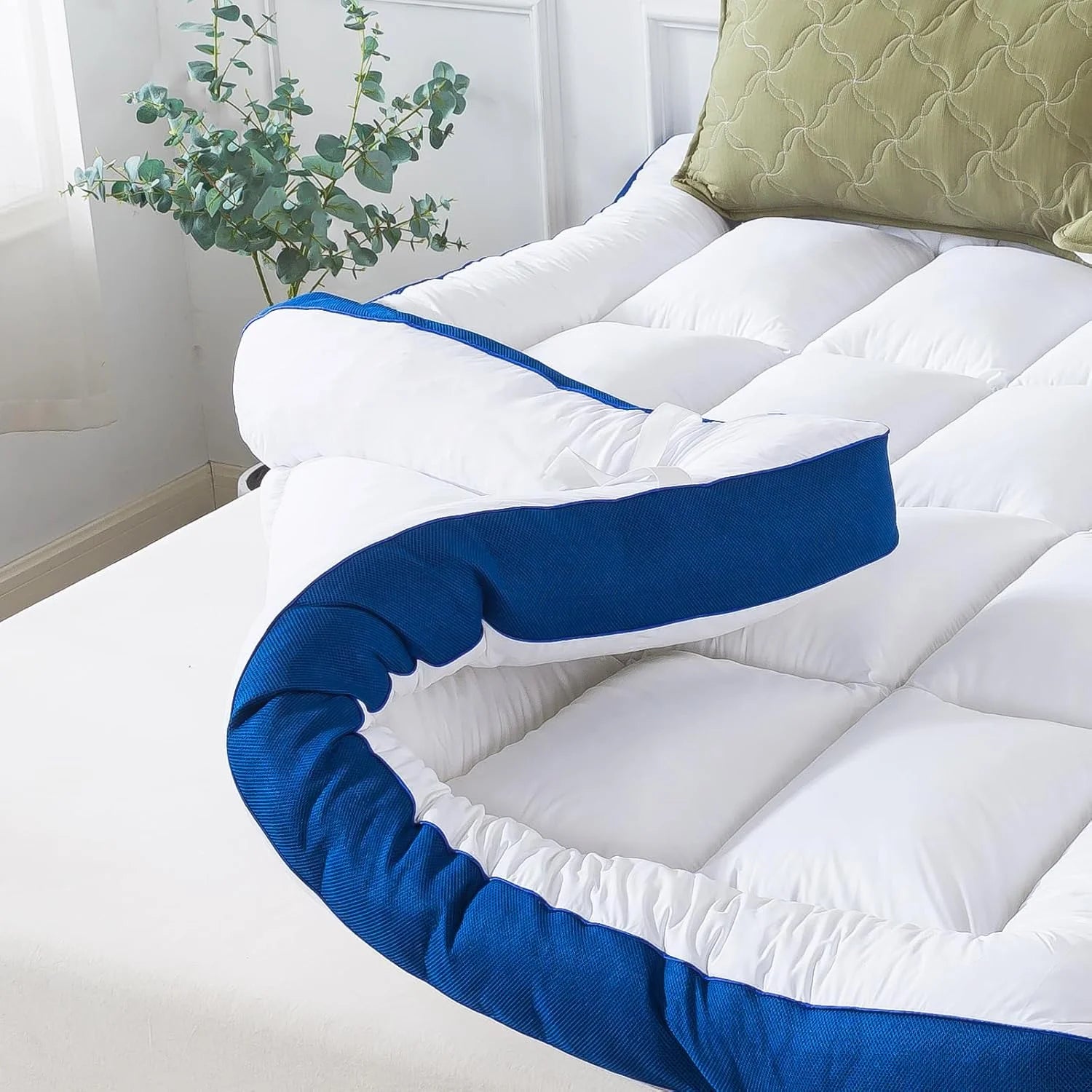 4 Inch Mattress Topper King Size Memory Foam Filled Warming Cooling Fluffy & Soft 100% Air Fabirc Top Memory Foam Pillow Top, Anti-Slip Bottom, 4 Elastic Straps, 80x78x4 Inch, King